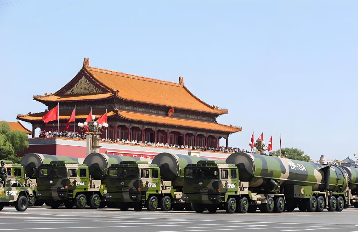 阅兵1.jpg